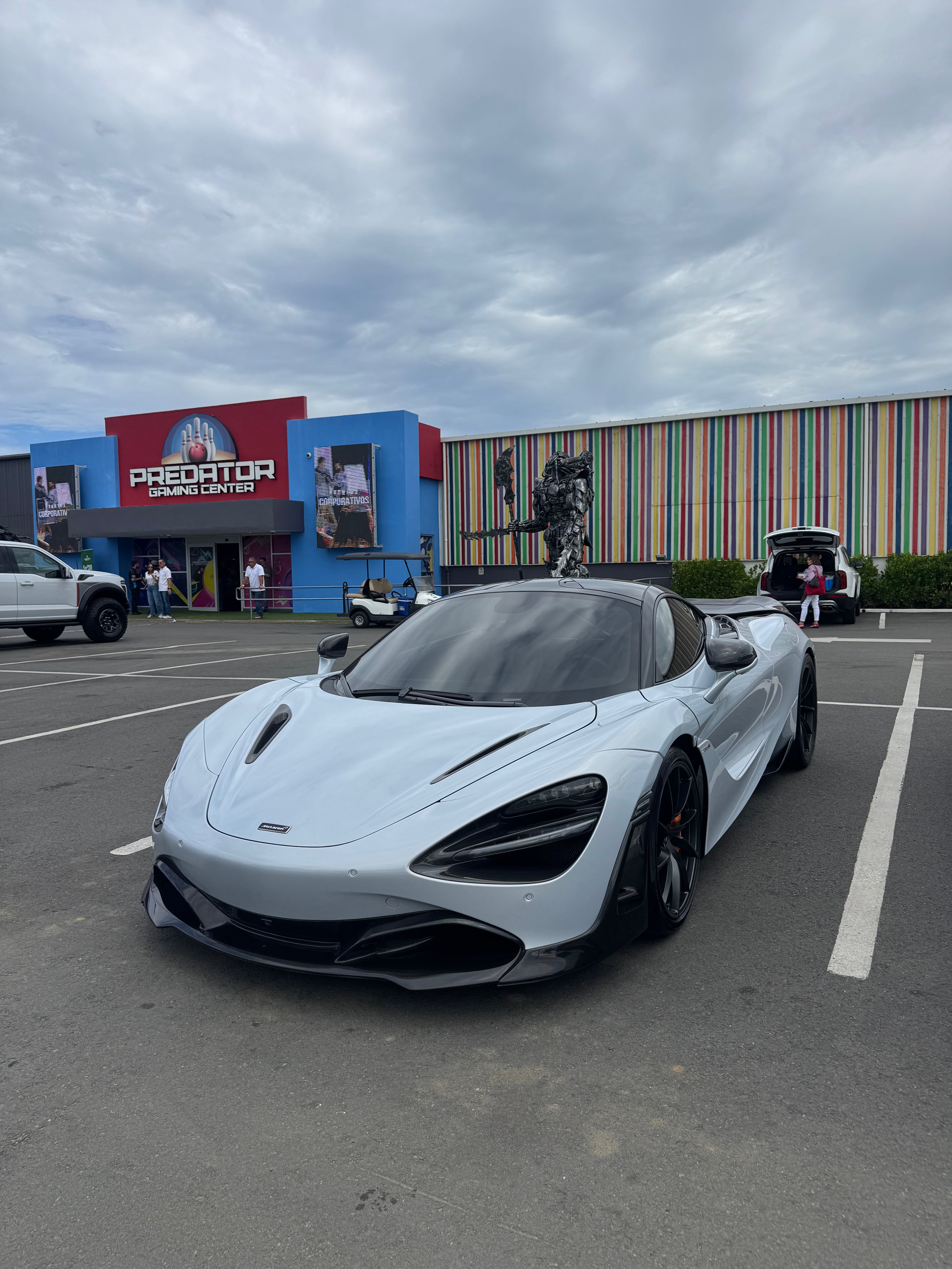 "FULL EXTERIOR DETAIL"